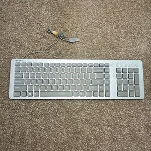 Sony VAIO Wired USB Keyboard Gray Computer External Plug VGP-UKB3US Tested Works